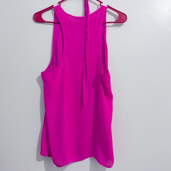 SOLD Express hot pick tank top with optional back back - Picture 2 of 5